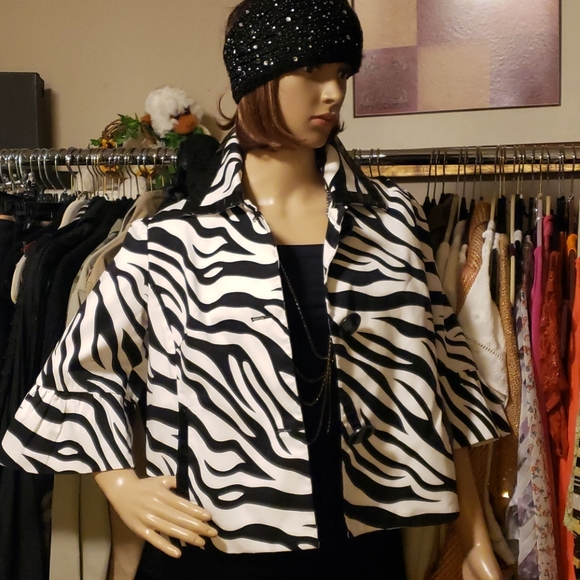 🛍Sandro Sportwear Cropped Jacket - Picture 7 of 16